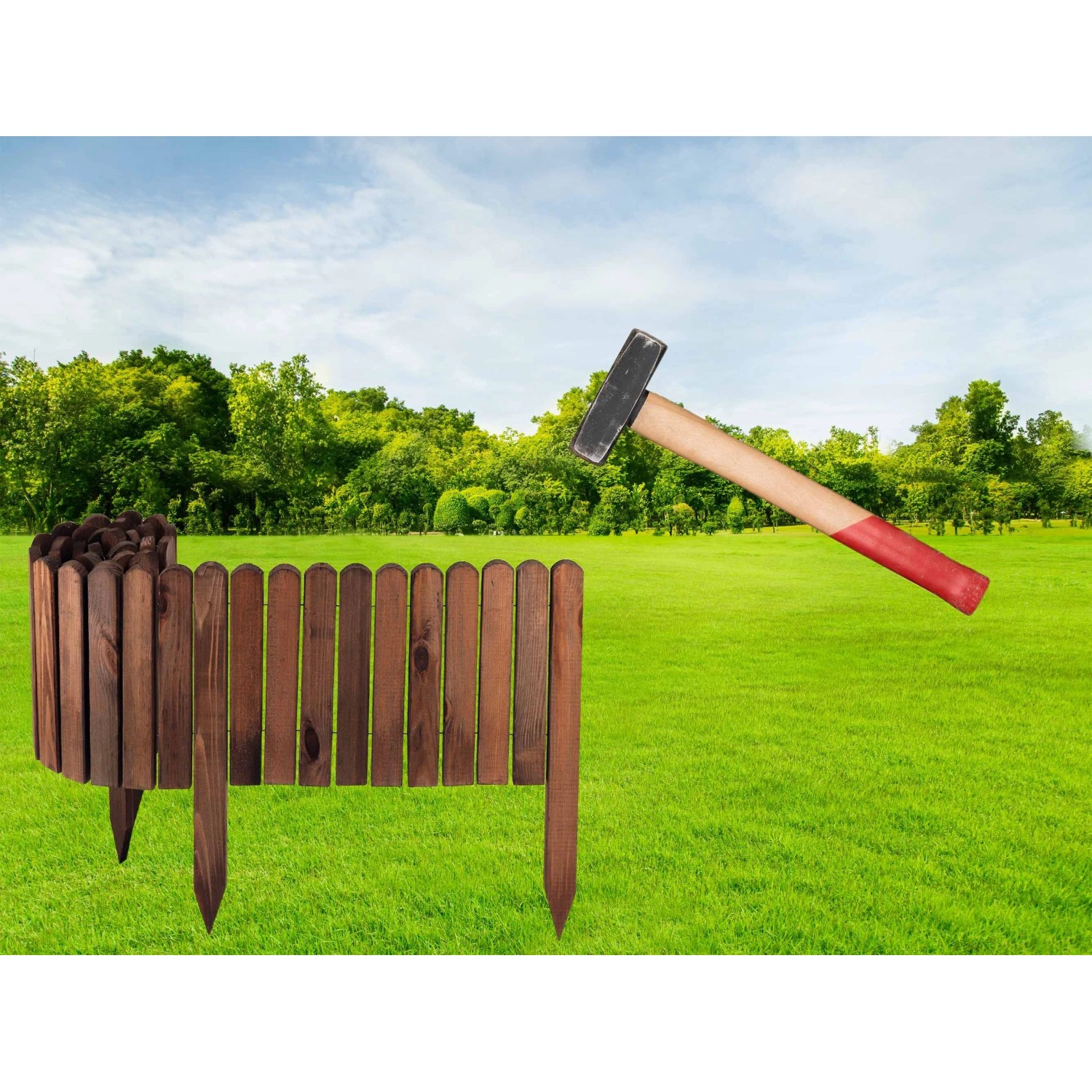 Aquagart Rollzaun, dunkelbraun, 40x200 cm mit Hammer zur Montage im Garten.