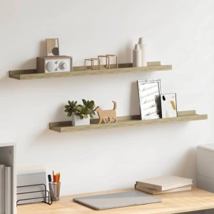 Zwei vidaXL Wandregale Sonoma-Eiche, 80 cm, an weißer Wand mit Deko. Perfekt für Stauraum & Dekoration.