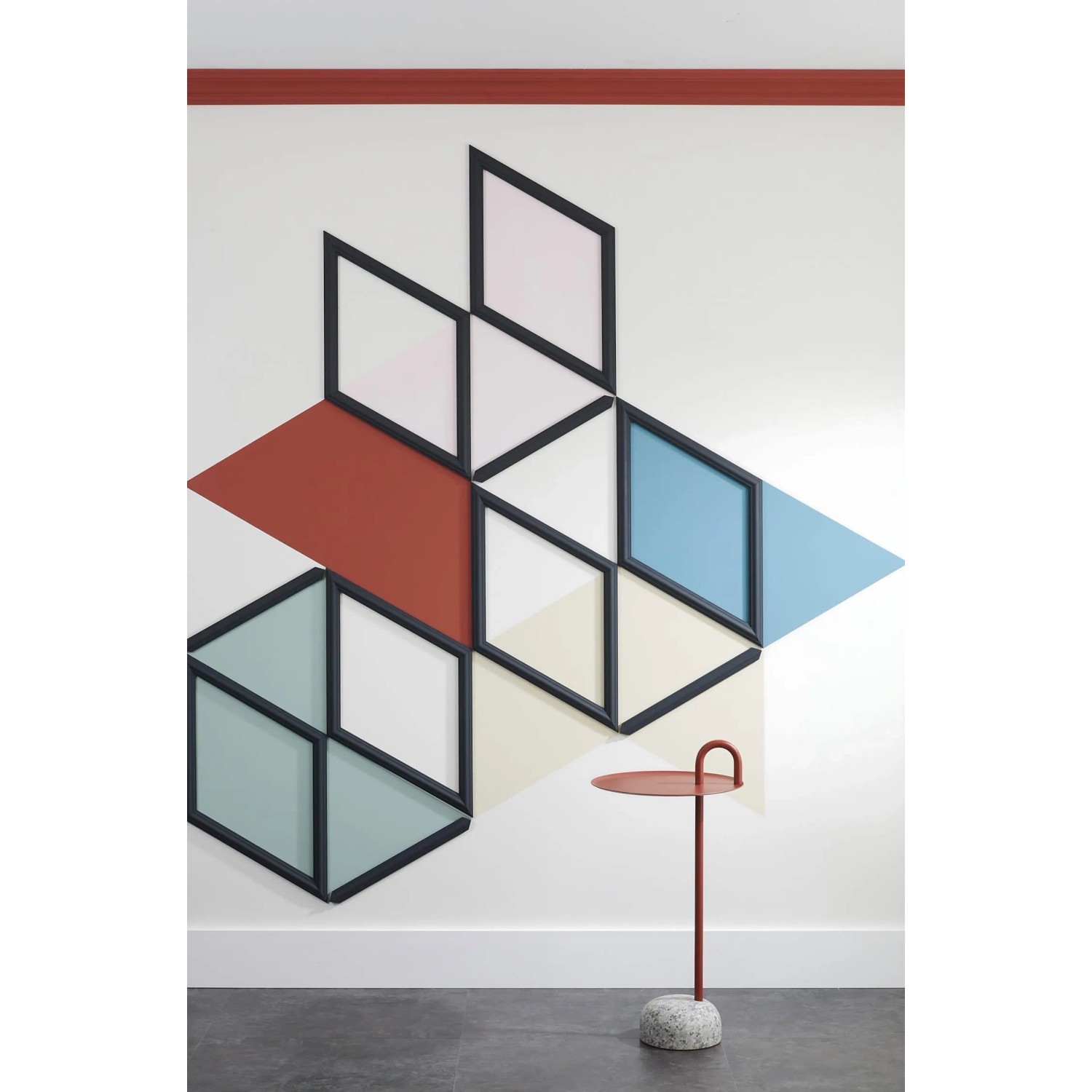 Weiße NOEL & MARQUET NMC A1 Eckleiste als Wanddeko, 200cm lang.