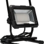 Schwarzer LED-Baustrahler (50 W, 4200 lm) mit Tragegriff und robustem Standfuß.
