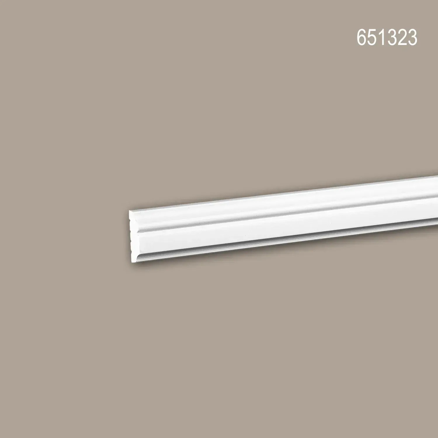Weiße PROFHOME Wand- und Friesleiste, 60 m Set Zierleisten für Paneele.