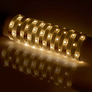 LED-Flexband mit Sensor, 1 m, Warmweiß, aufgerollt. Dekoratives Leuchtband für indirekte Beleuchtung.