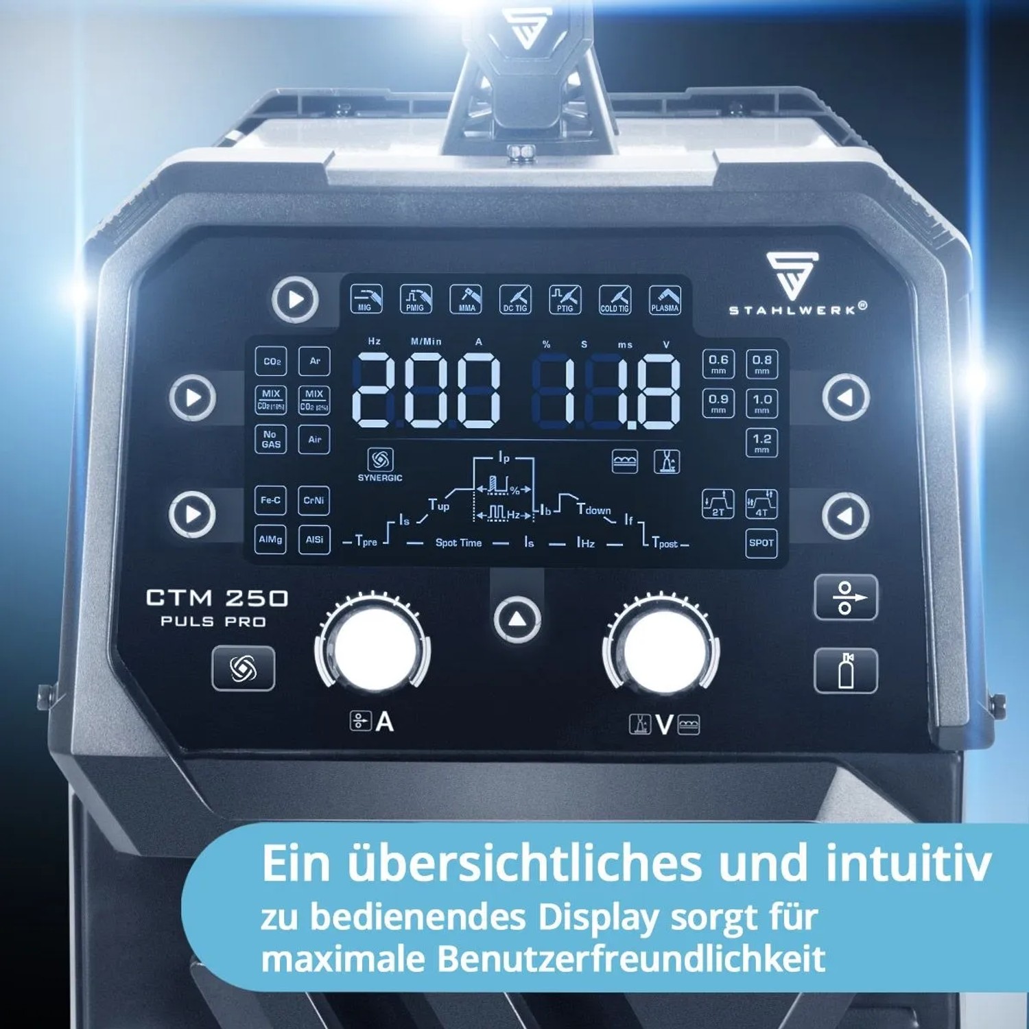 STAHLWERK CTM-250 PULS Pro Schweißgerät: Übersichtliches Bedienfeld mit digitalem Display für WIG, MIG/MAG, MMA, Plasma.