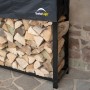 ShelterLogic Kaminholzregal mit Wetterschutz, gefüllt mit Holzscheiten.