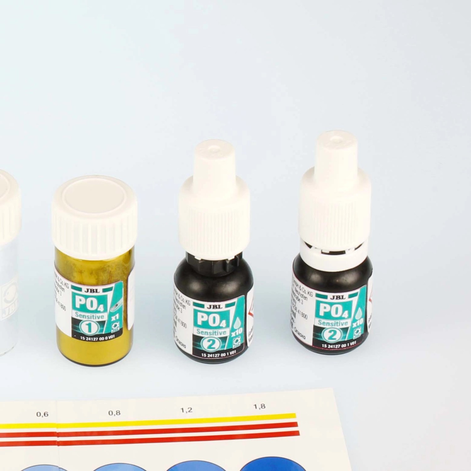 JBL ProAquaTest PO4 Phosphat Sensitiv Wassertest für Aquarien, Set mit Reagenzien und Farbskala.