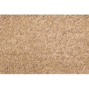 Nahaufnahme: Gold-Ocker Wassergebundene Wegedecke (0-5 mm) als Schüttgut.