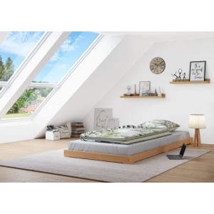 Bodenbett aus Buche Massivholz, 100x200 cm, ohne Zubehör. Bettrahmen im minimalistischen Design.