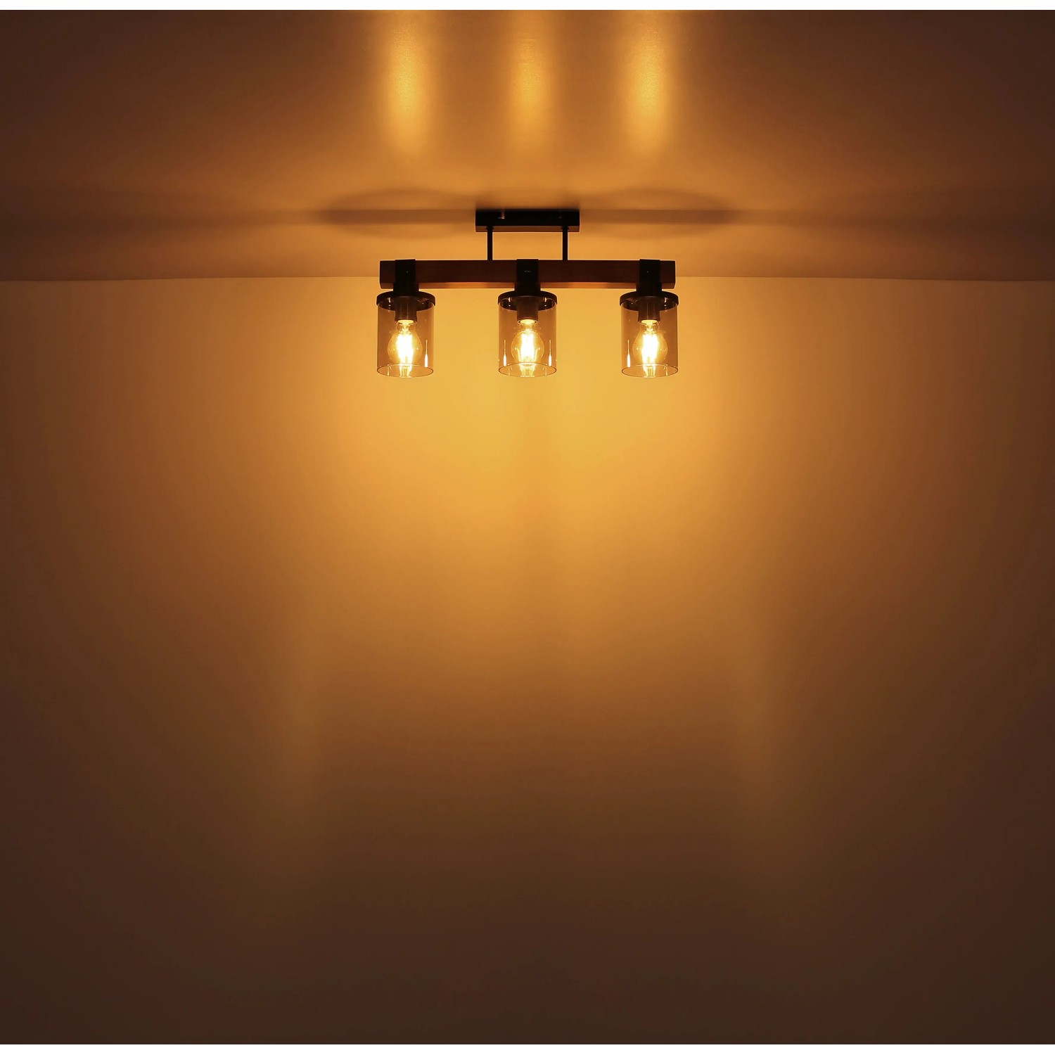 Globo Deckenleuchte mit 3 Rauchglas-Lampen, schwarz-matt und Holzdetails. Moderne Deckenlampe.