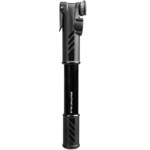 Schwarze Topeak Mountain DAG Handpumpe, kompakt. Robuste Dual-Action-Luftpumpe für Fahrradreifen.