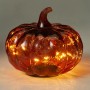 Orange Kürbis Glaslampe mit leuchtenden LEDs, ideal als Herbst- oder Halloween-Dekoration. Batteriebetrieben.