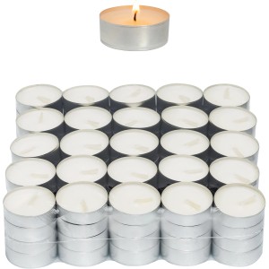 100 weiße Teelichter im Set, ideal für stimmungsvolle Beleuchtung im Innenbereich.