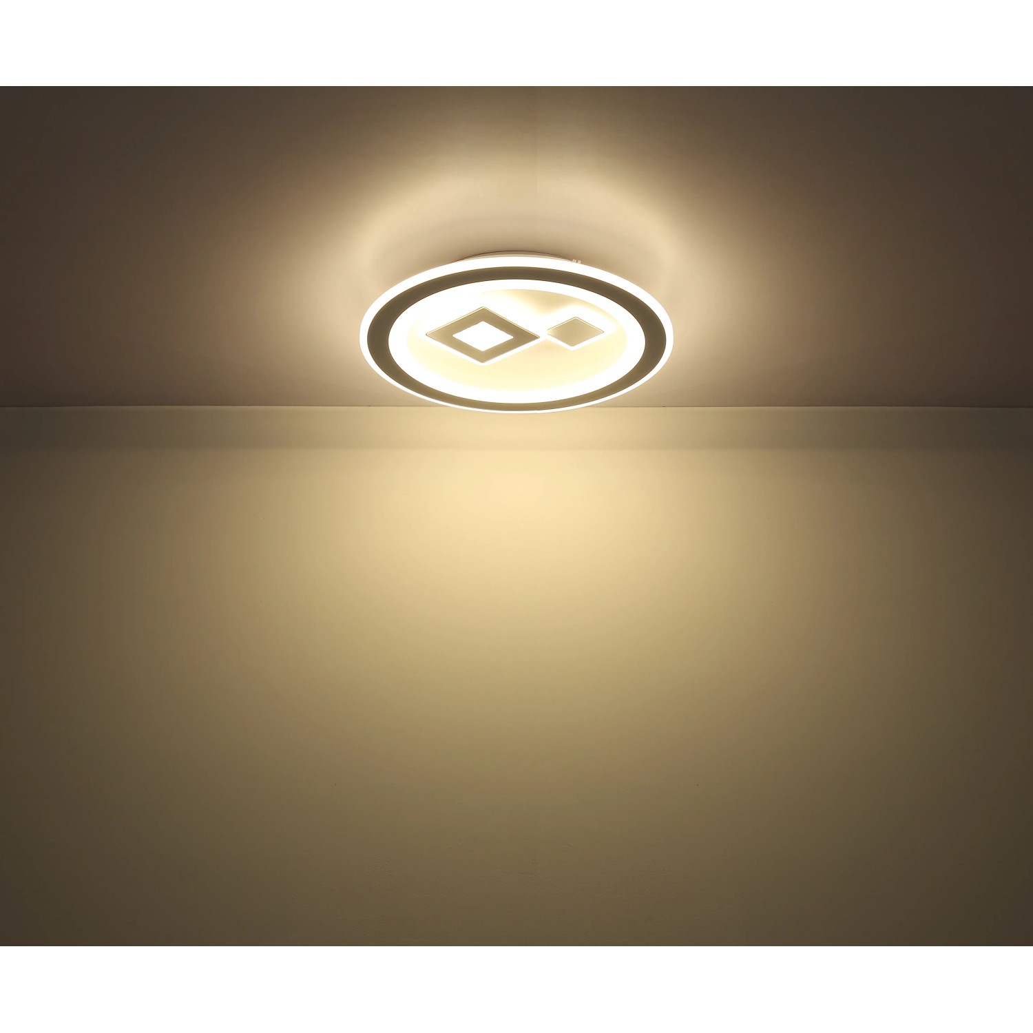 Moderne, dimmbare LED-Deckenleuchte Valeria, weiß, mit Fernbedienung zur Einstellung der Lichtfarbe.