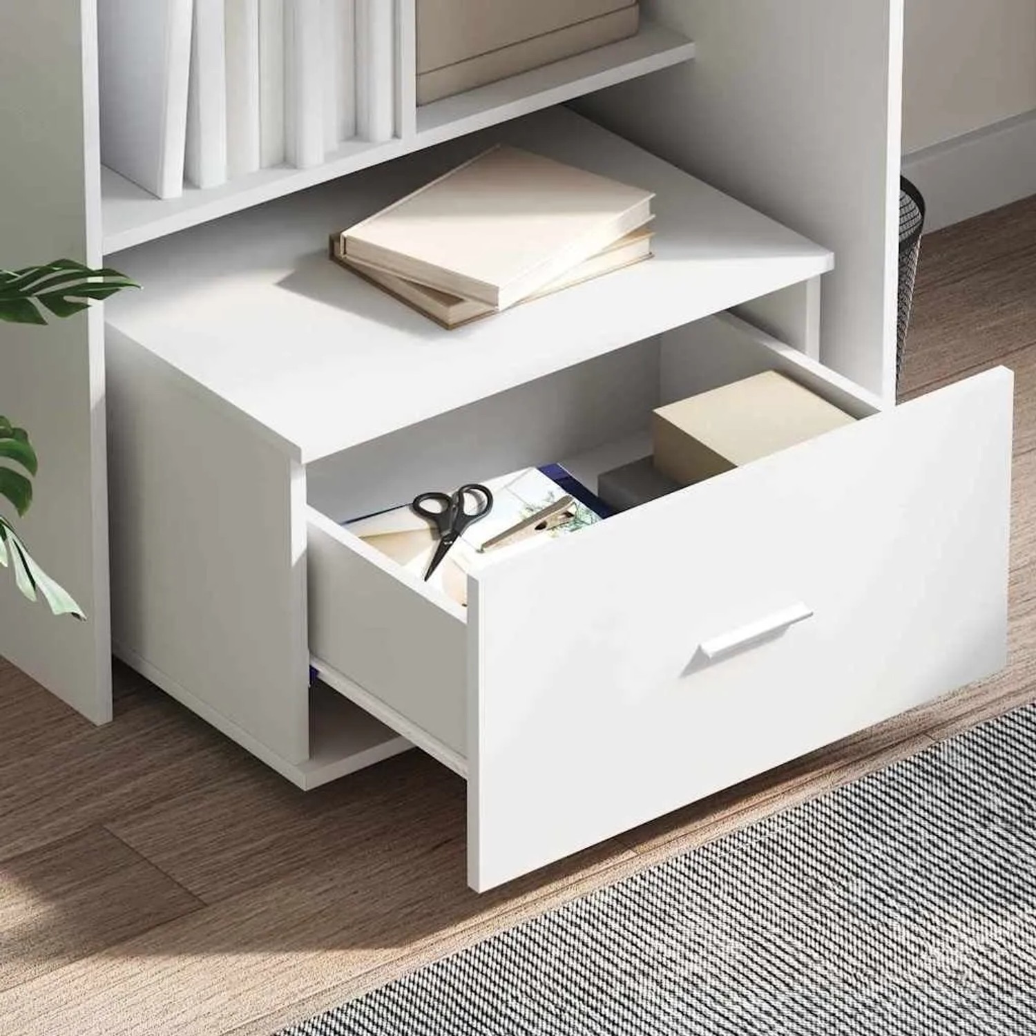 Weißer vidaXL Schubladenschrank mit einer offenen Schublade, geeignet für Wohnzimmer.