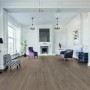 Verlegter Laminatboden Mont Blanc Oak Eiche Breitdiele im Wohnraum.