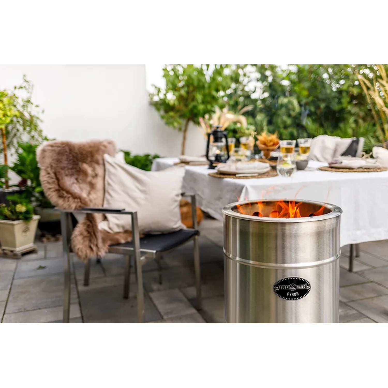 Feuerhand Pyron Feuertonne aus Edelstahl, 25 l, für Lagerfeuer im Garten.