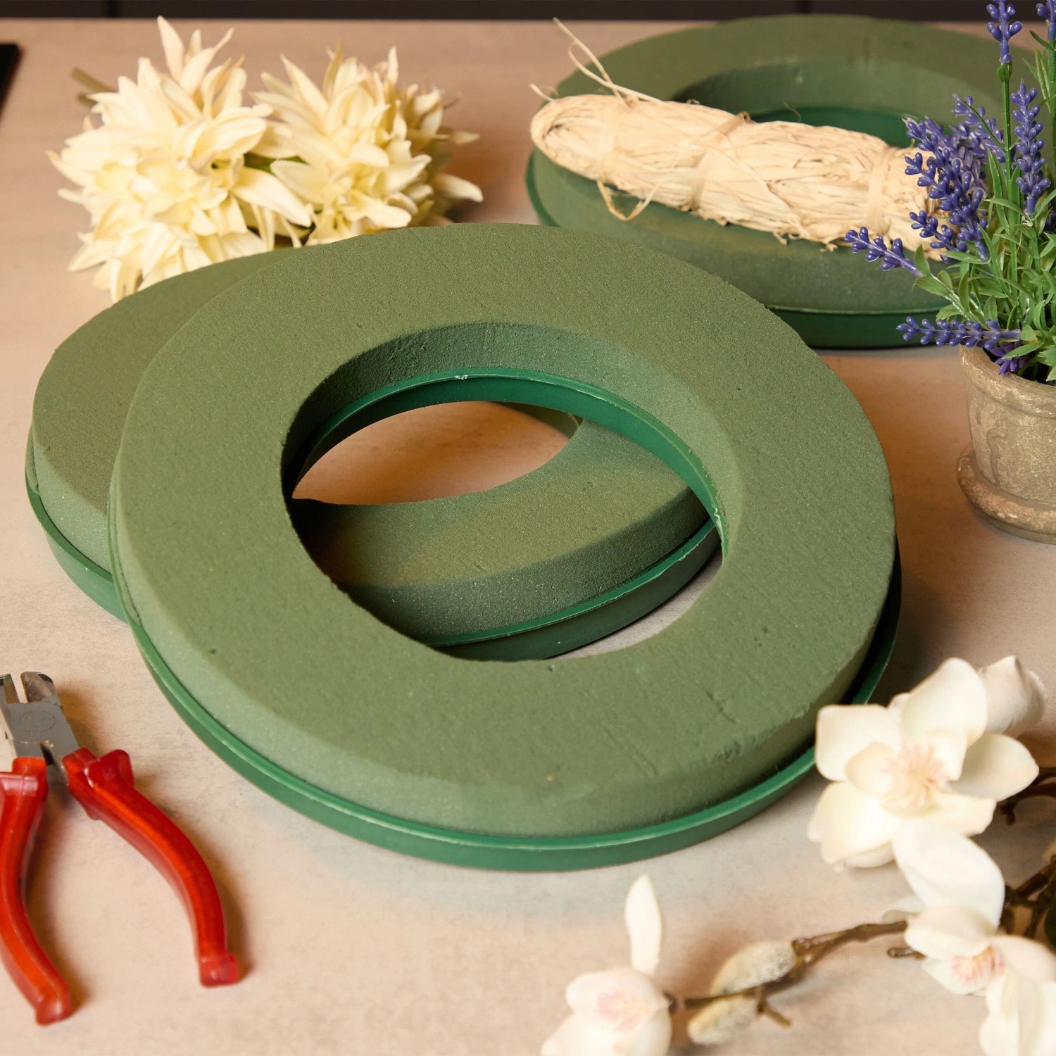 Relaxdays Steckschaumringe 3er Set Schaumstoff Grün Zuschneidbar 4 cm x 25 cm_5