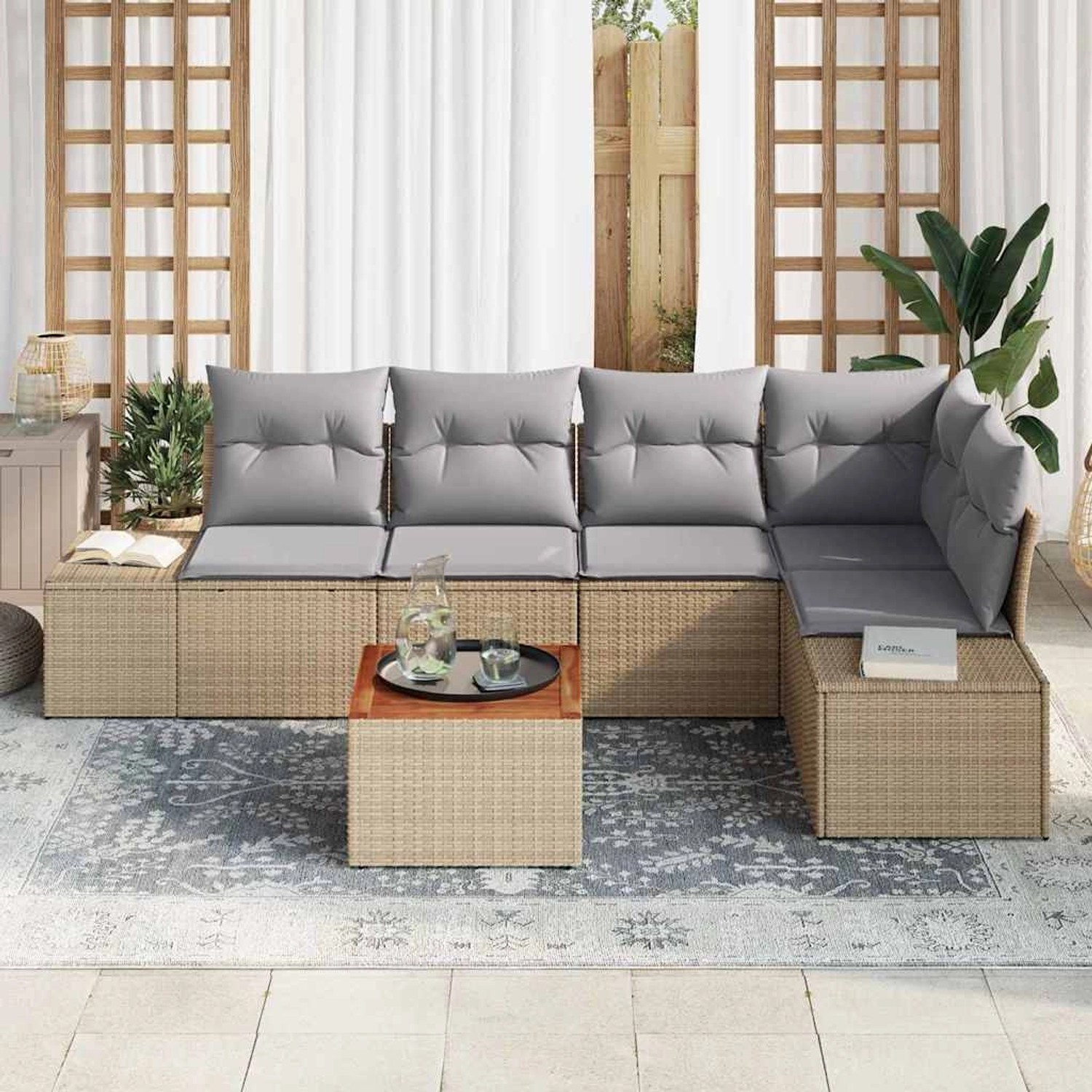 Beige-hellgraues 6-tlg. vidaXL Garten-Sofa-Set aus Rattan mit Tisch und grauen Kissen.