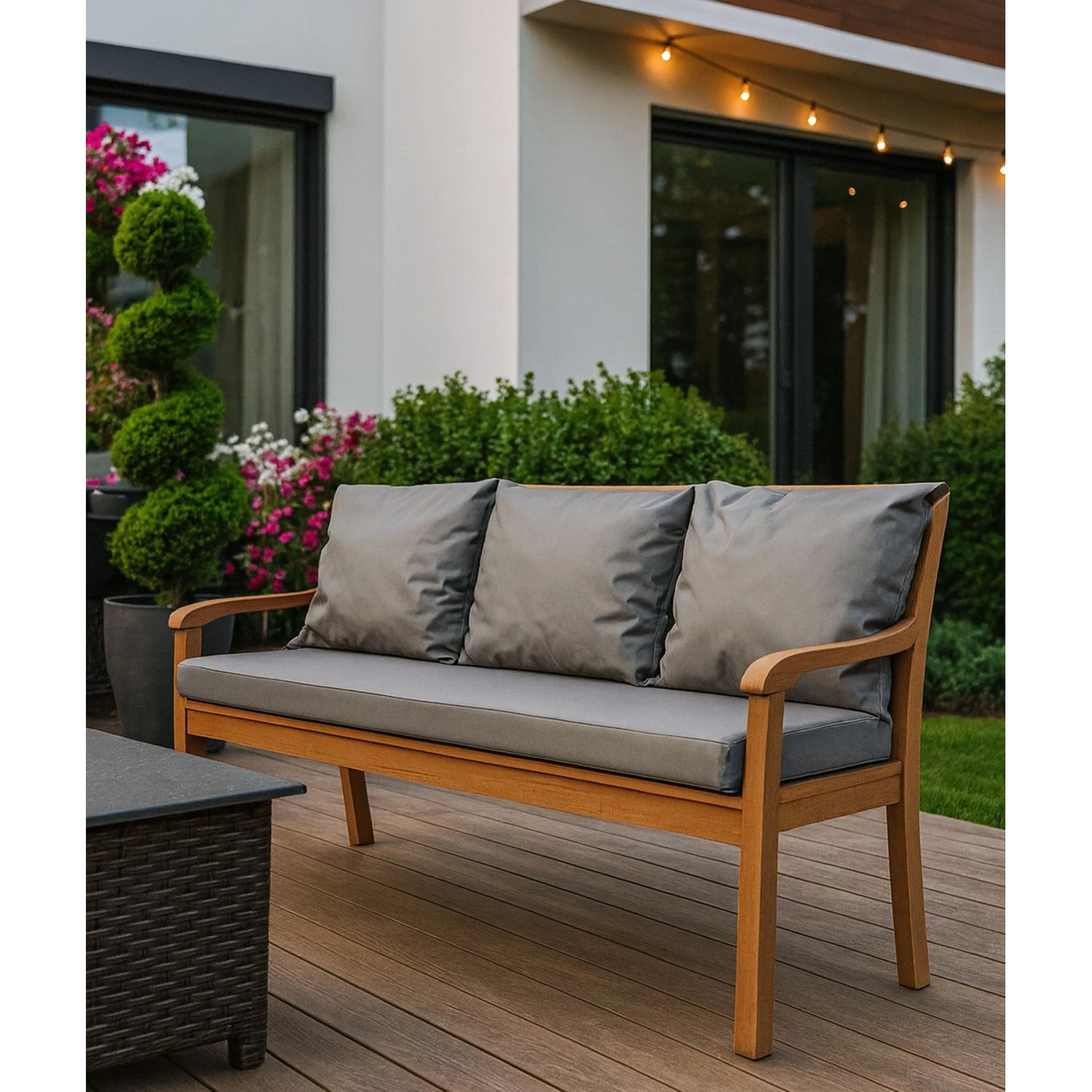 Graues Setgarden Bankkissen-Set für 3-Sitzer Gartenbank, bestehend aus Sitz- und Rückenkissen.