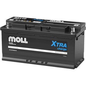 Schwarze MOLL Xtra Charge Starterbatterie 12V 110Ah für Autoelektrik. Robuste Autobatterie mit 960A Kaltstartstrom.