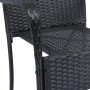 Detailaufnahme: Schwarzer Polyrattan Gartenstuhl Yoro mit Armlehne, Teil eines 6er Sets.