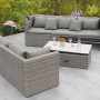 Gartenmöbel Lounge-Gruppe San Marco aus grauem Kunststoffgeflecht mit hellgrauen Kissen und Tisch.