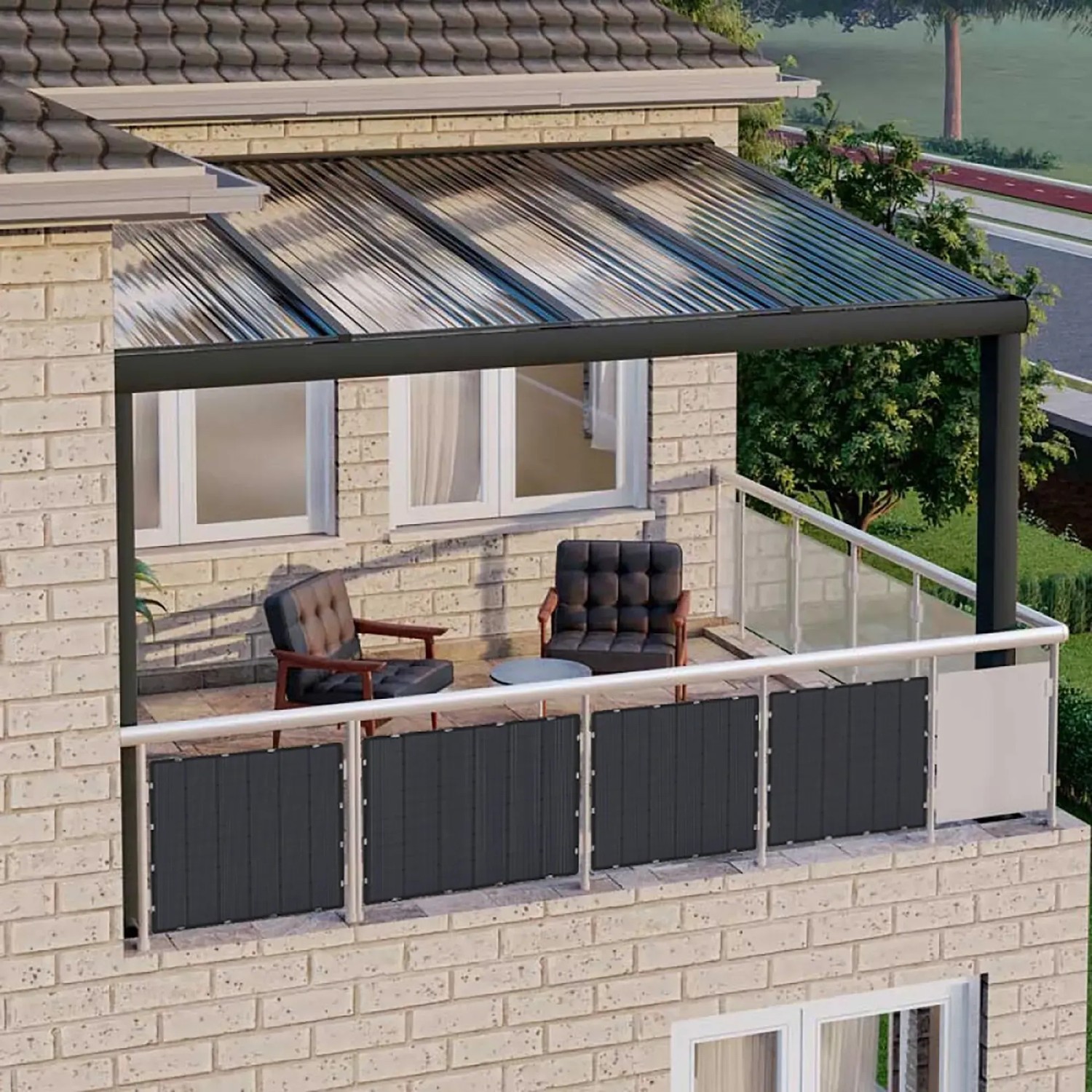 Balkon mit ABSAAR Balkonkraftwerk 400W/800W, bestehend aus 2 Solarpaneelen und Befestigung.