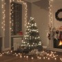 Warmweiße vidaXL LED Lichterkette (100m) dekoriert Fenster, Weihnachtsbaum und Boden in festlicher Wohnzimmer-Szene.