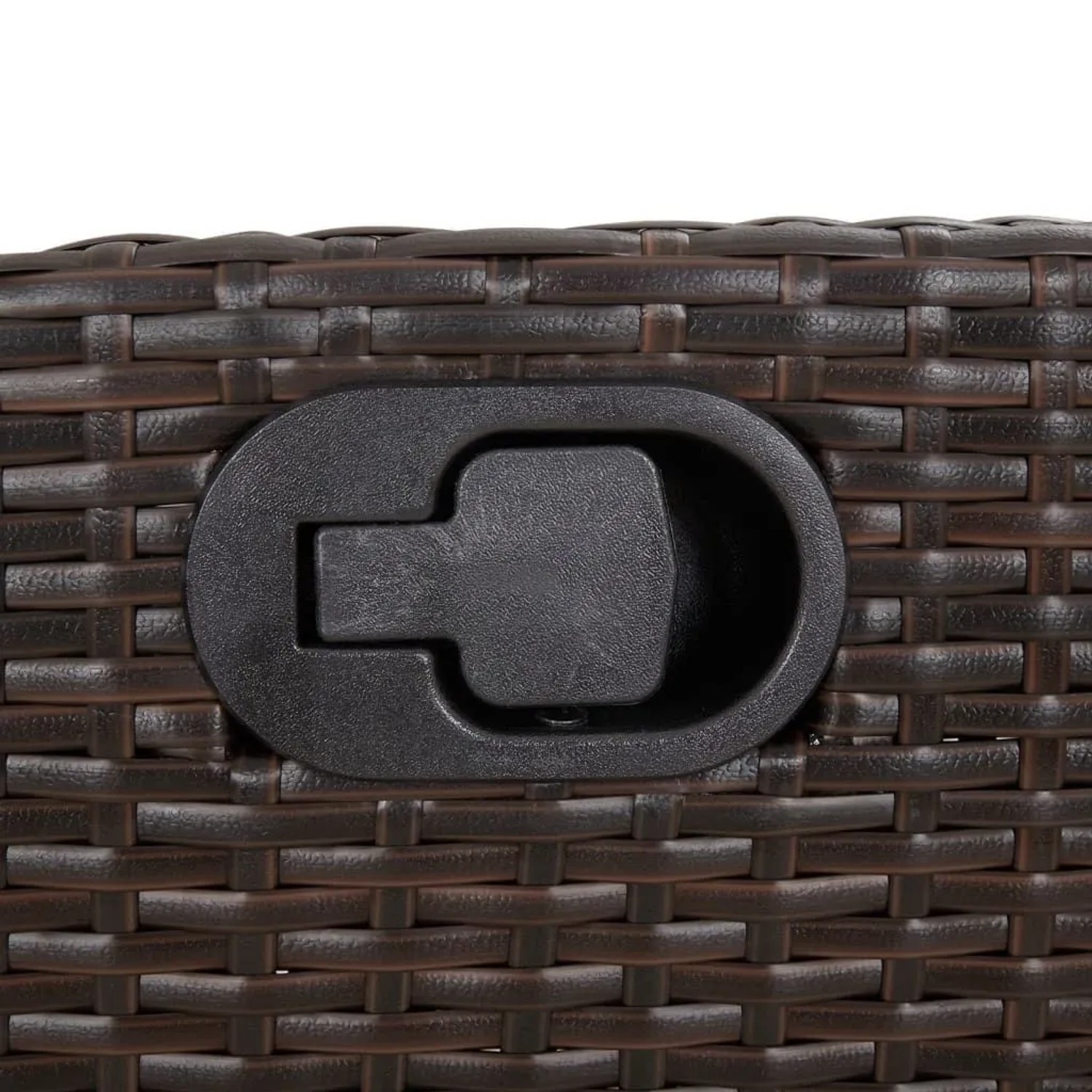 Schwarzer Verstellgriff im braunen Poly Rattan des vidaXL Gartensessels mit Fußteil.