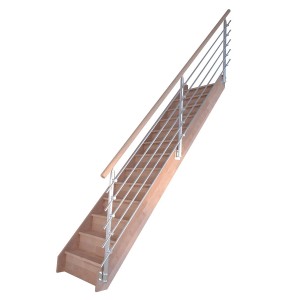 StarWood Treppe Rhodos Buche, gerade, mit Edelstahl-Geländer und Setzstufen.