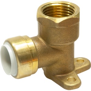 Steckfitting mit Wandscheibe, 44 mm, aus Messing für Trinkwasser- und Heizungsanlagen.