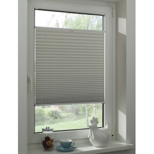 Graues Gardinia Thermo Plissee Concept, 40x130 cm, am Fenster montiert.