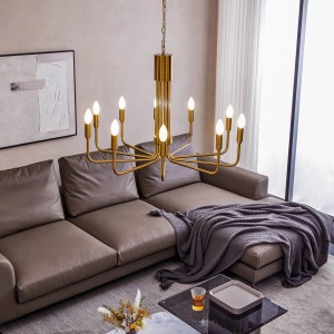 Goldener Lindby Kronleuchter Elanova, 10-flammig, im Retro Vintage Design über Wohnzimmer.