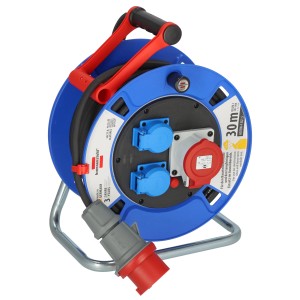Blaue Garant CEE Kabeltrommel IP44 mit 30 m Kabel, CEE-Stecker und Schutzkontakt-Steckdosen.