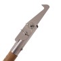 Fugenkratzer mit Edelstahlklinge und Holzstiel. Scharfe Klinge entfernt Moos & Unkraut mühelos. Ergonomischer Langstiel.