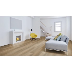 Wohnraum mit Click-Vinylboden Marga Eiche in Holzoptik.