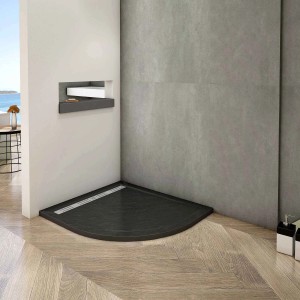 Schwarze AICA Runddusche 90x90 cm mit Stein-Effekt in moderner Bad-Umgebung.