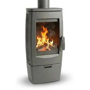 Grauer Plamen Gala Gusskaminofen 8 kW. Massive Tür, große Sichtscheibe mit Flammen, Aschekasten.
