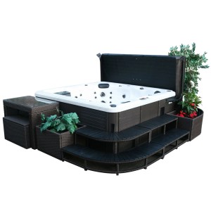 Braune Rattantreppe für Canadian Spa Whirlpool, 2-stufig, aus synthetischem Holz, 106x56x43cm.