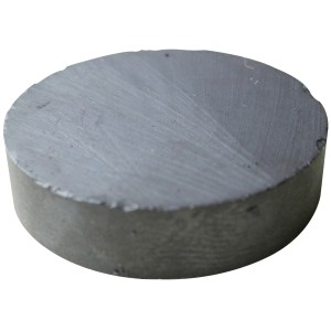 Schwarzer Hettich Pinnwandmagnet, 18 mm Durchmesser, für Metallflächen.