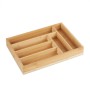 Besteckkasten aus hellem Bambus mit 6 Fächern für Schubladen. Natürliche Holzmaserung, ideal zur Küchenorganisation.