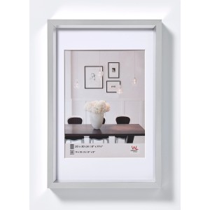 Silberner Kunststoff Bilderrahmen 13x18 cm von walther design Steel Style.