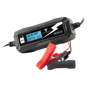 STAHLWERK Batterieladegerät IBC-50 ST mit LCD-Display und Klemmen für Autopflege.