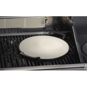 Enders Pizzastein Switch Grid auf Grillrost, Keramik Pizzastein mit Griffen.