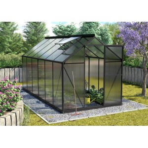 Schwarzes Vitavia Gewächshaus Triton 7500 mit geöffneter Tür und Zubehör im Garten.