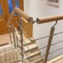 Edelstahl Geländerstütze V2A, 85cm, mit 5 Rundstäben für Treppen und Geländer.