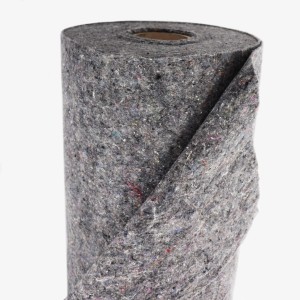 Graues Aquagart Teichvlies 300g (100m²) als Schutz für Teichfolie, gerollt.