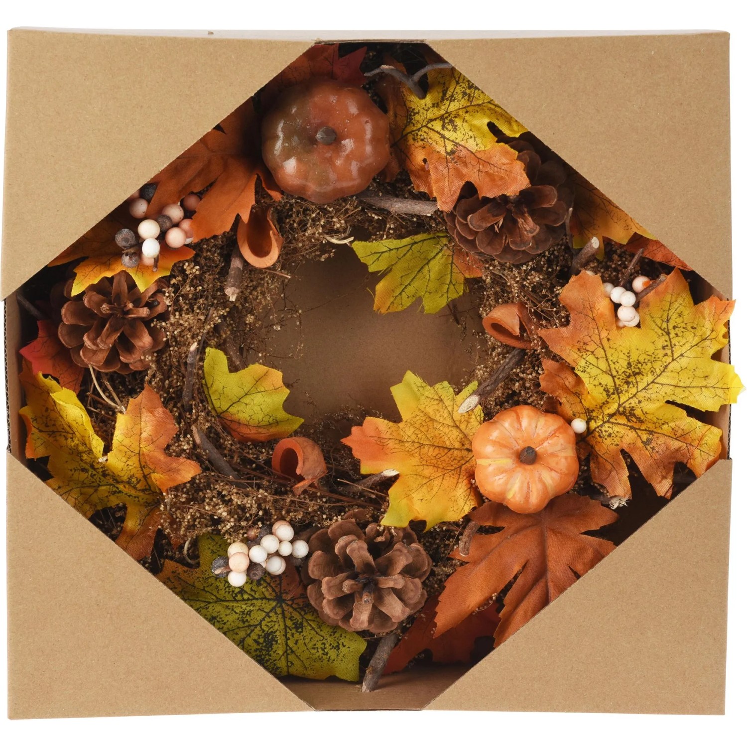 Herbstkranz mit bunten Blättern, orangefarbenen Kürbissen, Tannenzapfen und Beeren in Kartonverpackung. Dekokranz.