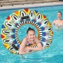 Bestway Schwimmring Flirty Fiesta (Ø 94 cm) im Pool mit Kind. Farbenfrohes Design.