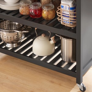 Schwarzer SoBuy Servierwagen/Küchenwagen (FKW74-SCH) mit Schubladen und Ablagen, gefüllt mit Küchenutensilien.