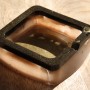 Quadratische Form aus CreativEpoxy Epoxidharz Resin, transparent mit schwarzem Rand.